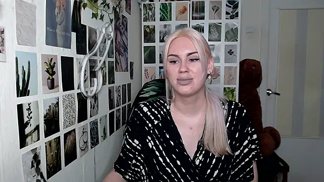 CapriScorpion online show from 11-06-25, 09:54