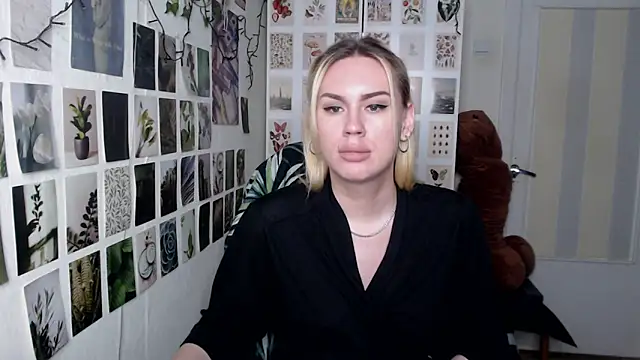 CapriScorpion online show from 02-17-26, 03:19