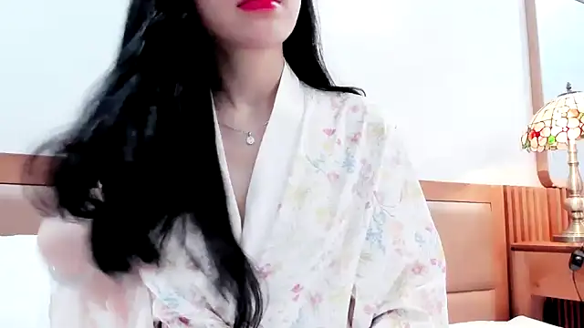 Lita-Julia online show from 10-13-25, 05:57