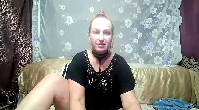 Snapshot of Alina_Night_777 chatting on 03-05-25, 10:33 Alina Night 777 online show from 03-05-25, 10:33