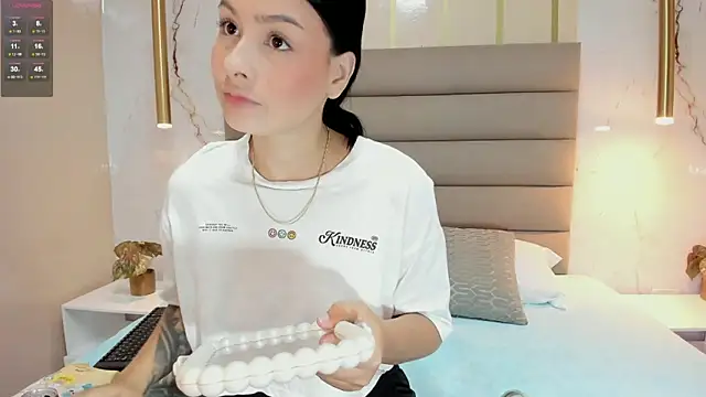 AnneDixie online show from 09-22-25, 03:08