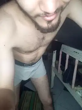 Snapshot of Arabian-B chatting on 12-25-24, 02:46 Arabian-B online show from 12-25-24, 02:46