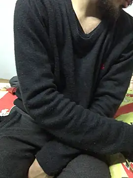 Snapshot of Arabian-B chatting on 01-25-25, 02:47 Arabian-B online show from 01-25-25, 02:47