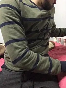 Snapshot of Arabian-B chatting on 02-15-25, 06:01 Arabian-B online show from 02-15-25, 06:01