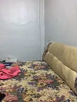 Snapshot of Arabian-B chatting on 02-19-25, 02:12 Arabian-B online show from 02-19-25, 02:12