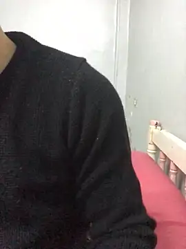 Snapshot of Arabian-B chatting on 03-10-25, 02:05 Arabian-B online show from 03-10-25, 02:05