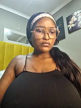 Bustygoddess32 online show from 03-05-25, 03:29