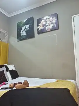 Bustygoddess32 online show from 03-05-25, 11:38