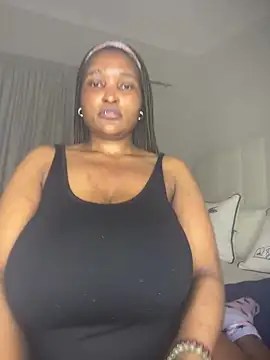 Bustygoddess32 online show from 10-07-25, 11:57