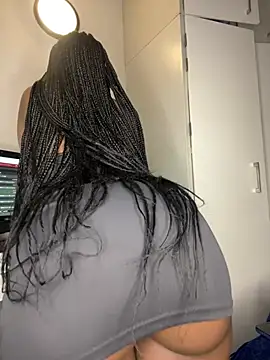 Bustygoddess32 online show from 01-14-26, 02:39