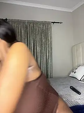 Bustygoddess32 online show from 02-04-26, 01:00