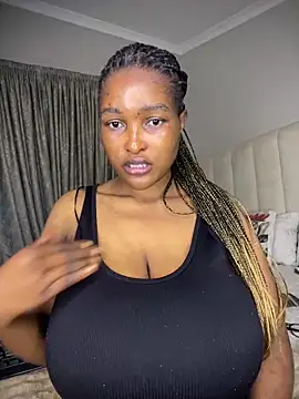Bustygoddess32 online show from 05-08-26, 10:48