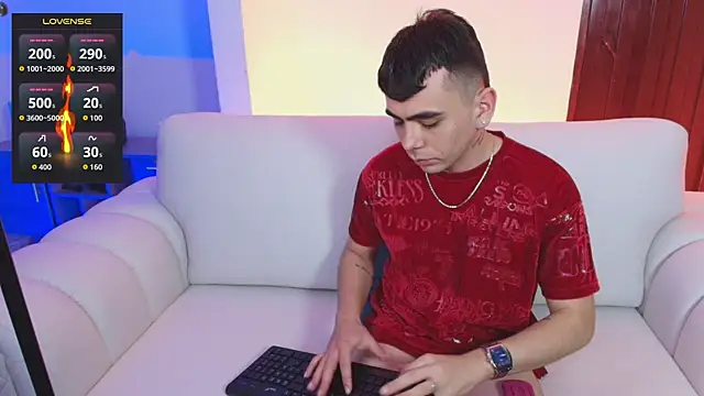 Snapshot of Jey_keler1 chatting on 09-23-25, 01:41 Jey keler1 online show from 09-23-25, 01:41