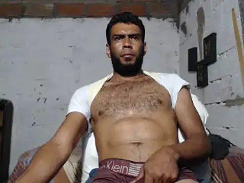 Snapshot of erik_alexander chatting on 02-04-25, 06:04 erik alexander online show from 02-04-25, 06:04