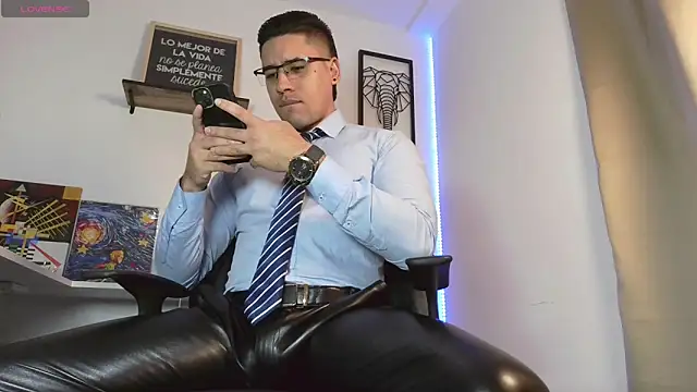 Thonydupont online show from 10-18-25, 11:27