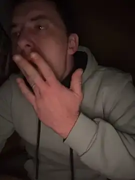 KristiDan online show from 11-26-25, 03:35