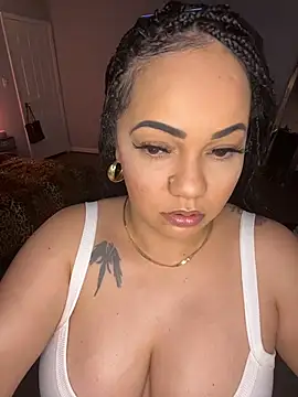 Snapshot of DestineeJayde chatting on 03-24-26, 05:12 DestineeJayde online show from 03-24-26, 05:12