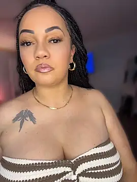 Snapshot of DestineeJayde chatting on 04-13-26, 03:45 DestineeJayde online show from 04-13-26, 03:45