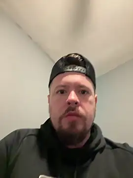 Snapshot of husband4555 chatting on 03-22-26, 02:15 husband4555 online show from 03-22-26, 02:15