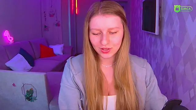 AmaliaQueen online show from 03-19-25, 02:02