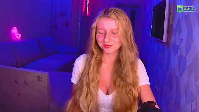 AmaliaQueen online show from 10-10-25, 03:11