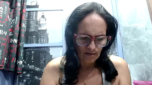 Snapshot of Nastylatinaxxx chatting on 03-06-25, 10:47 Nastylatinaxxx online show from 03-06-25, 10:47