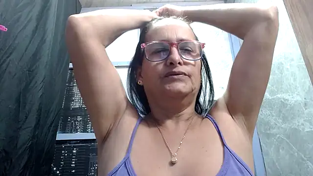 Snapshot of Nastylatinaxxx chatting on 09-22-25, 11:45 Nastylatinaxxx online show from 09-22-25, 11:45