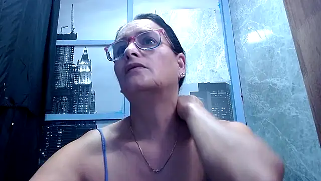 Nastylatinaxxx online show from 12-19-25, 11:28