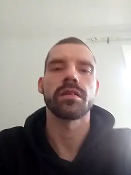 Snapshot of RuleMasterX chatting on 10-28-25, 09:17 RuleMasterX online show from 10-28-25, 09:17