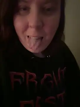 Sexy Little SlutAriel online show from 12-04-24, 02:09