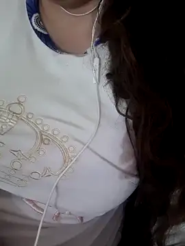 Snapshot of Zanoba-16 chatting on 02-03-25, 10:54 Zanoba-16 online show from 02-03-25, 10:54