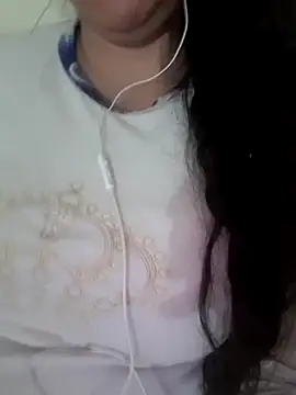 Snapshot of Zanoba-16 chatting on 02-04-25, 10:13 Zanoba-16 online show from 02-04-25, 10:13