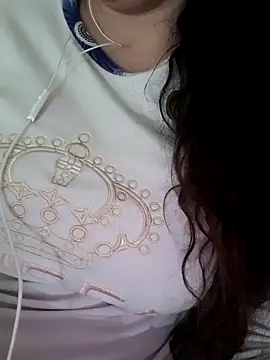 Snapshot of Zanoba-16 chatting on 02-06-25, 08:34 Zanoba-16 online show from 02-06-25, 08:34