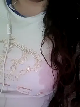 Snapshot of Zanoba-16 chatting on 02-08-25, 08:53 Zanoba-16 online show from 02-08-25, 08:53