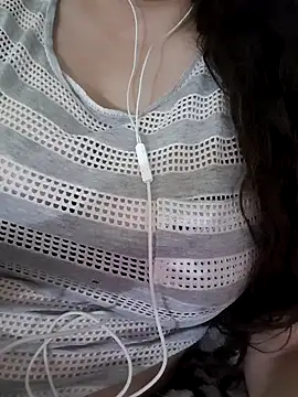 Snapshot of Zanoba-16 chatting on 02-15-25, 09:15 Zanoba-16 online show from 02-15-25, 09:15