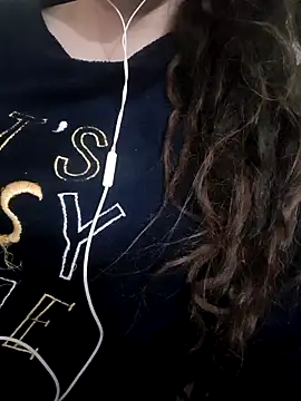 Snapshot of Zanoba-16 chatting on 03-23-25, 03:10 Zanoba-16 online show from 03-23-25, 03:10