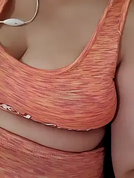 Snapshot of Zanoba-16 chatting on 09-20-25, 11:50 Zanoba-16 online show from 09-20-25, 11:50