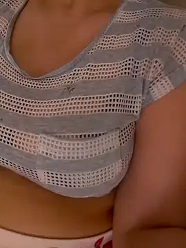 Snapshot of Zanoba-16 chatting on 10-10-25, 12:04 Zanoba-16 online show from 10-10-25, 12:04