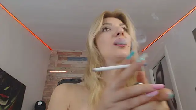 RileyLanna online show from 10-18-25, 03:20