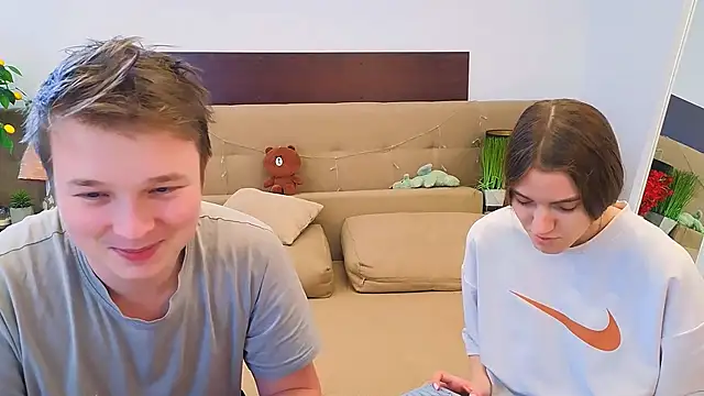 Snapshot of _Olli__Stiw_ chatting on 02-11-26, 08:30 Olli Stiw online show from 02-11-26, 08:30