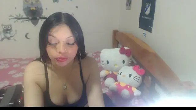 montthbluee online show from 12-22-25, 07:05