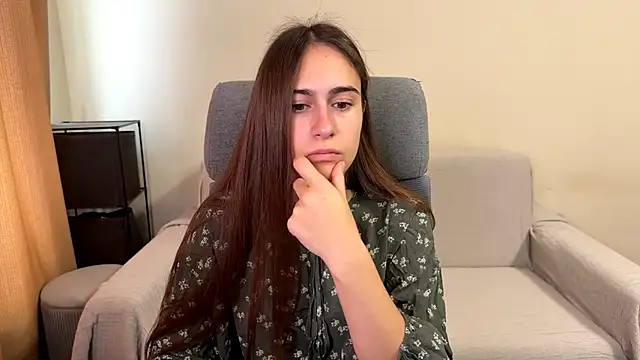 AliceKolltt online show from 10-17-25, 07:44