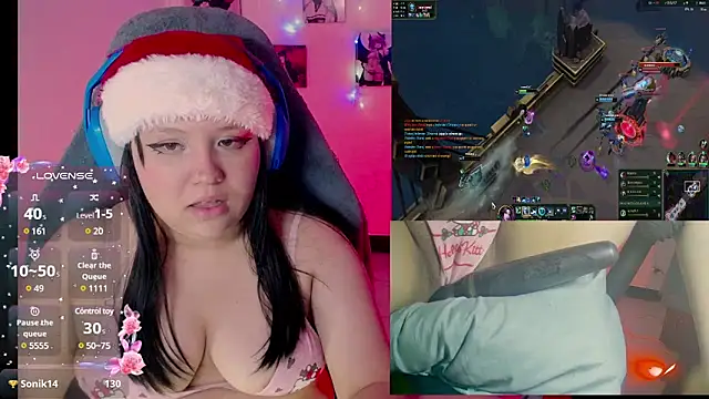 Snapshot of crystal7u7 chatting on 12-13-24, 06:53 crystal7u7 online show from 12-13-24, 06:53