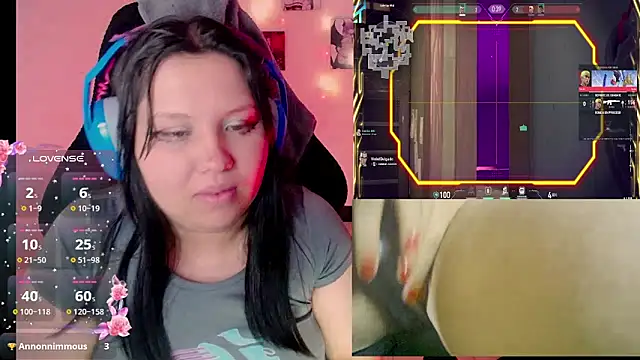 Snapshot of crystal7u7 chatting on 12-15-24, 08:47 crystal7u7 online show from 12-15-24, 08:47