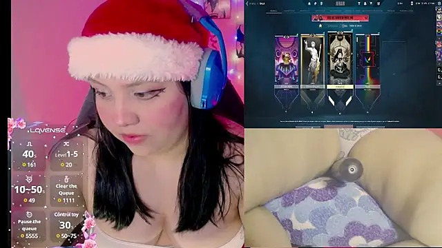 Snapshot of crystal7u7 chatting on 12-18-24, 03:15 crystal7u7 online show from 12-18-24, 03:15