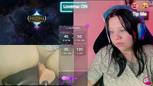 Snapshot of crystal7u7 chatting on 01-15-25, 06:22 crystal7u7 online show from 01-15-25, 06:22