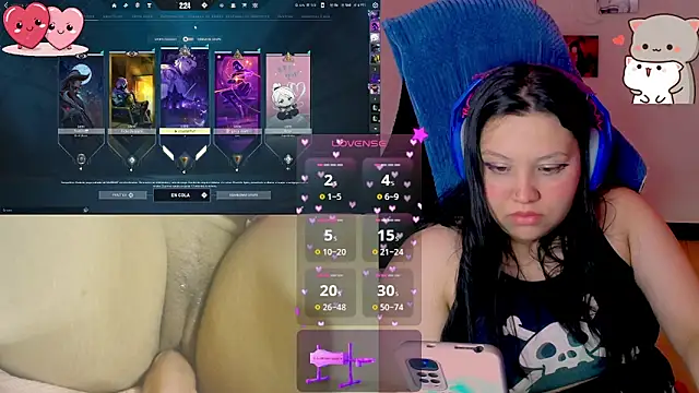 Snapshot of crystal7u7 chatting on 02-22-25, 03:01 crystal7u7 online show from 02-22-25, 03:01