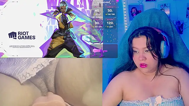 Snapshot of crystal7u7 chatting on 03-14-25, 08:06 crystal7u7 online show from 03-14-25, 08:06