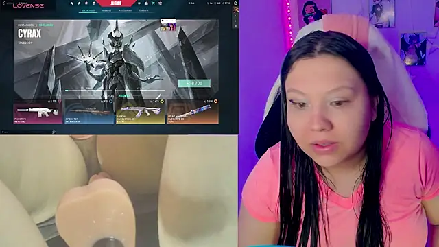 Snapshot of crystal7u7 chatting on 03-15-25, 01:51 crystal7u7 online show from 03-15-25, 01:51