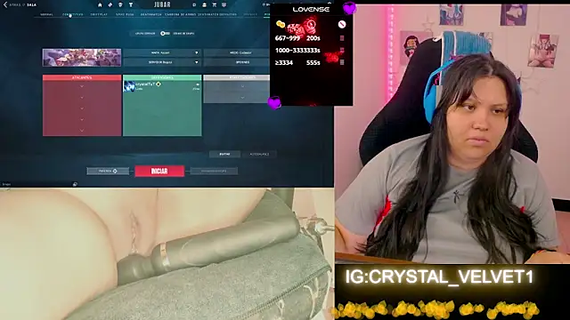 Snapshot of crystal7u7 chatting on 09-18-25, 09:06 crystal7u7 online show from 09-18-25, 09:06